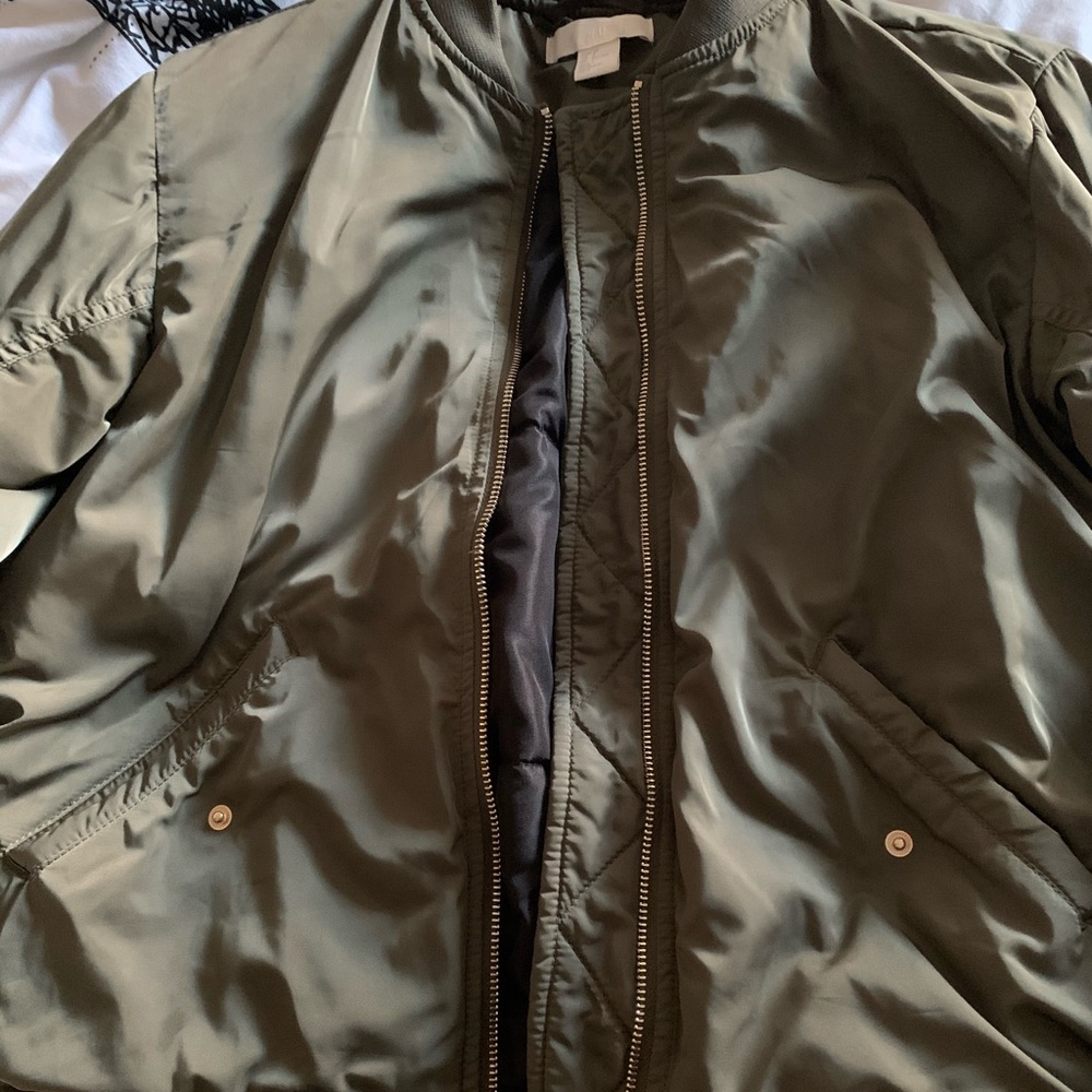Olive green bomber jacket - Picture 2 of 3